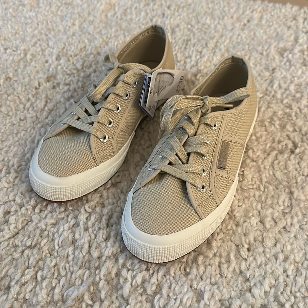 NWT SUPERGA cotu 2750 classic sz6 taupe